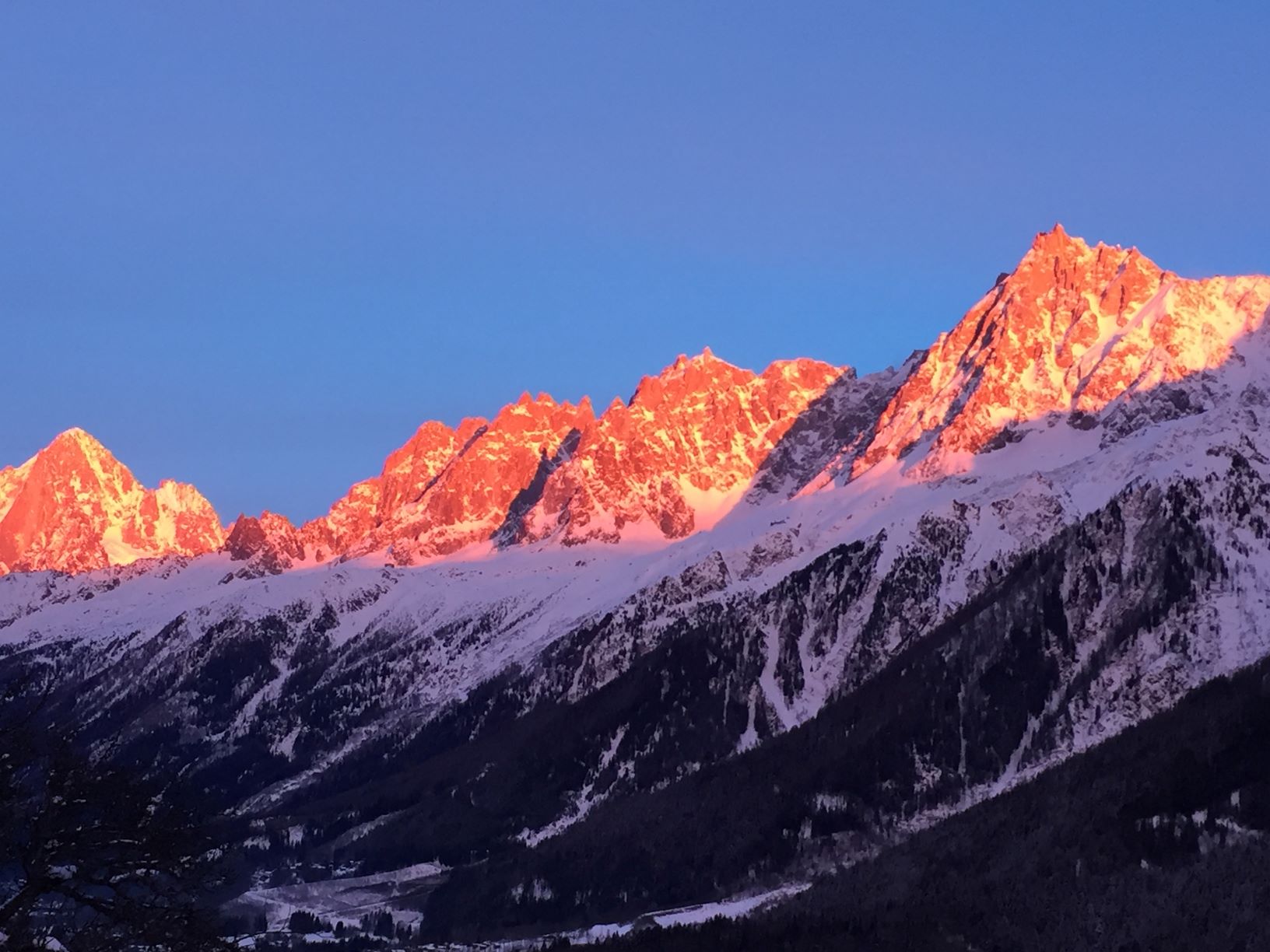 Galerie : Coucher de Soleil sur l'Aiguille du Midi et les Drus